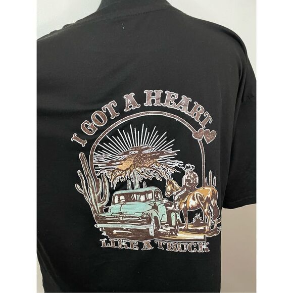 Lainey Wilson I Got A Heart Like A Truck Black Short Sleeve Shein Tee Size Med - Picture 4 of 8